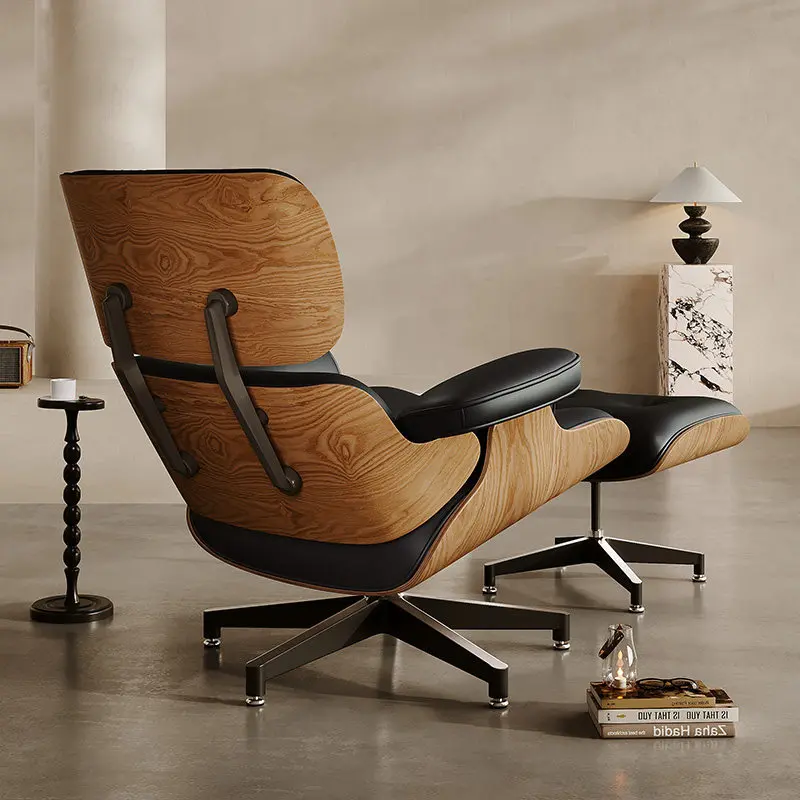 Luxury lounge chair thumbnail 4